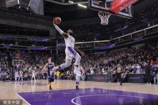 奇展现了超 奇展现了超