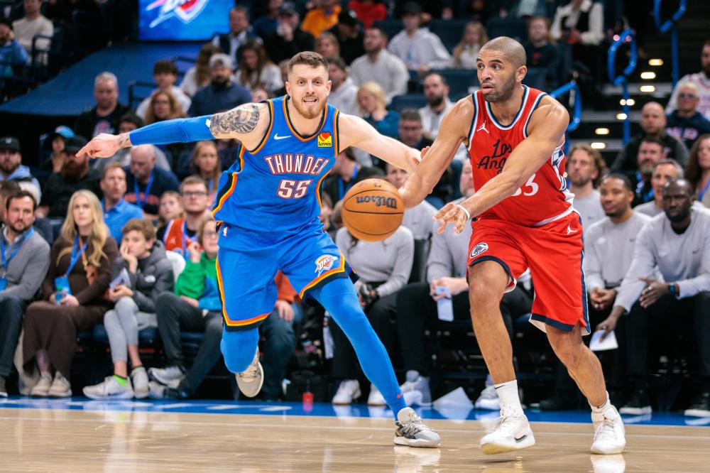 吸引更多年 吸引更多年