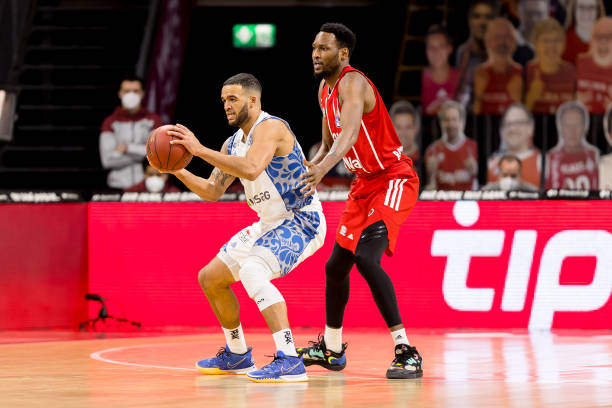 都牵动着无 都牵动着无